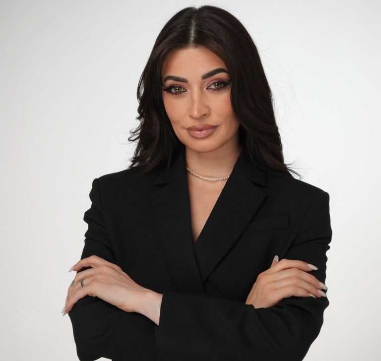 Manuela Halasag, agent imobiliar REMAX Klass, îți oferă cele mai bune garsoniere din portofoliu